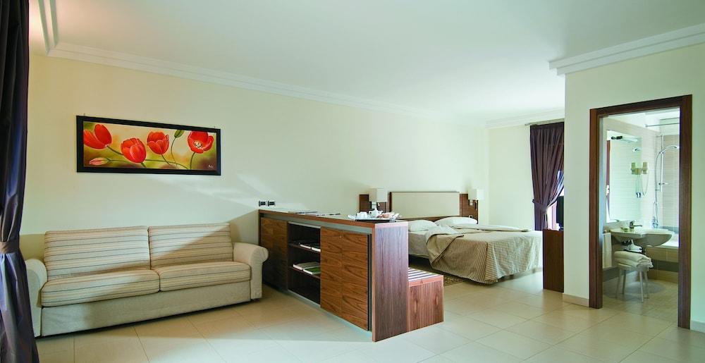 Suites & Residence Hotel Поццуоли Экстерьер фото